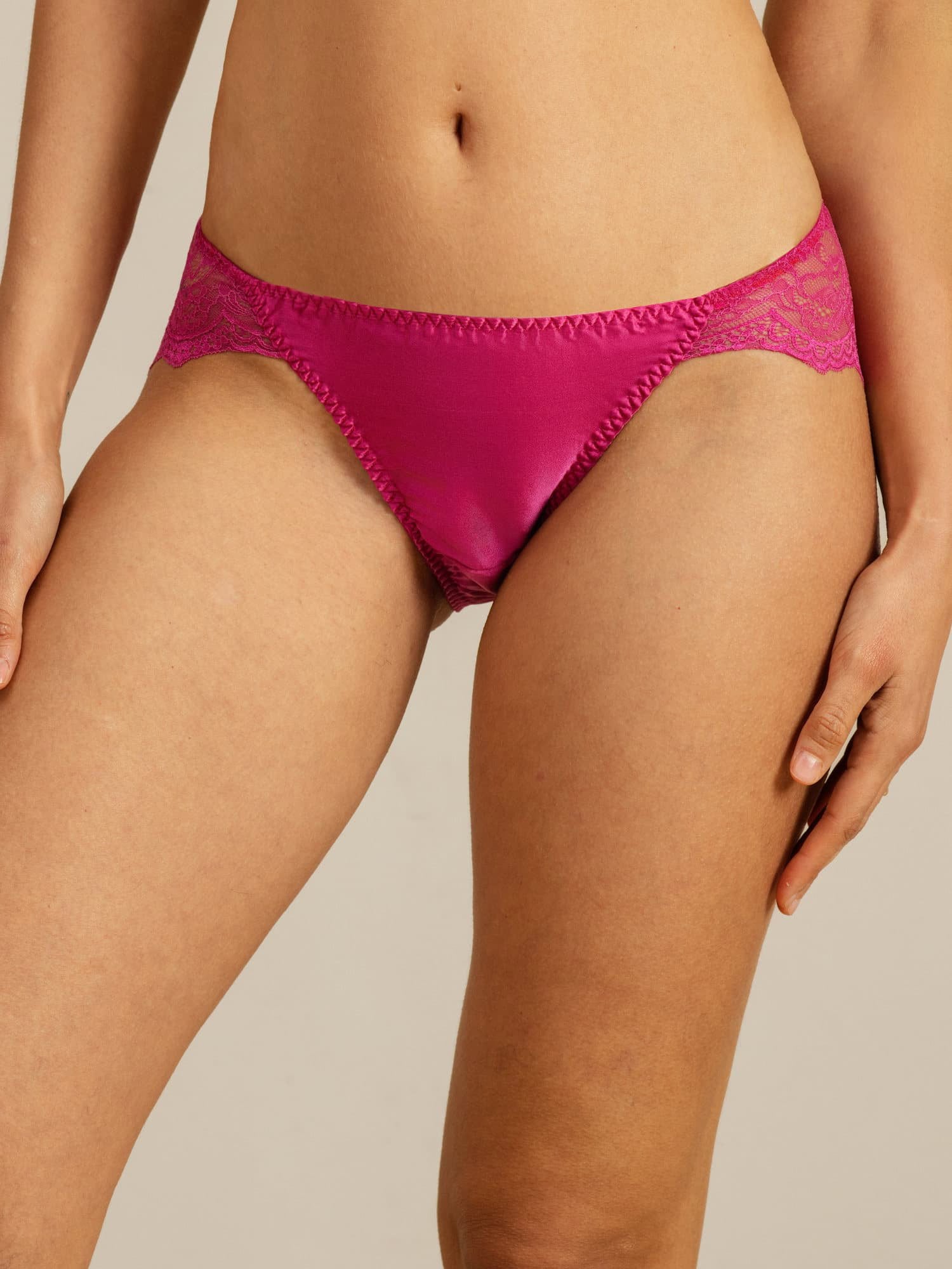 Pure Silk Sexy Comfort Scalloped Lace Panty